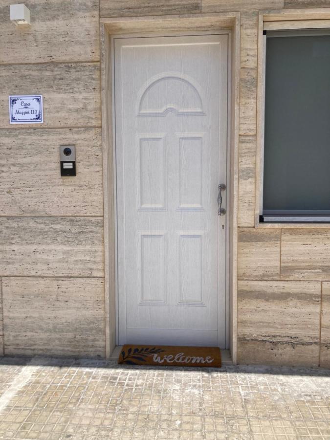 Casa Mazzini 110 Apartment Монополи Екстериор снимка